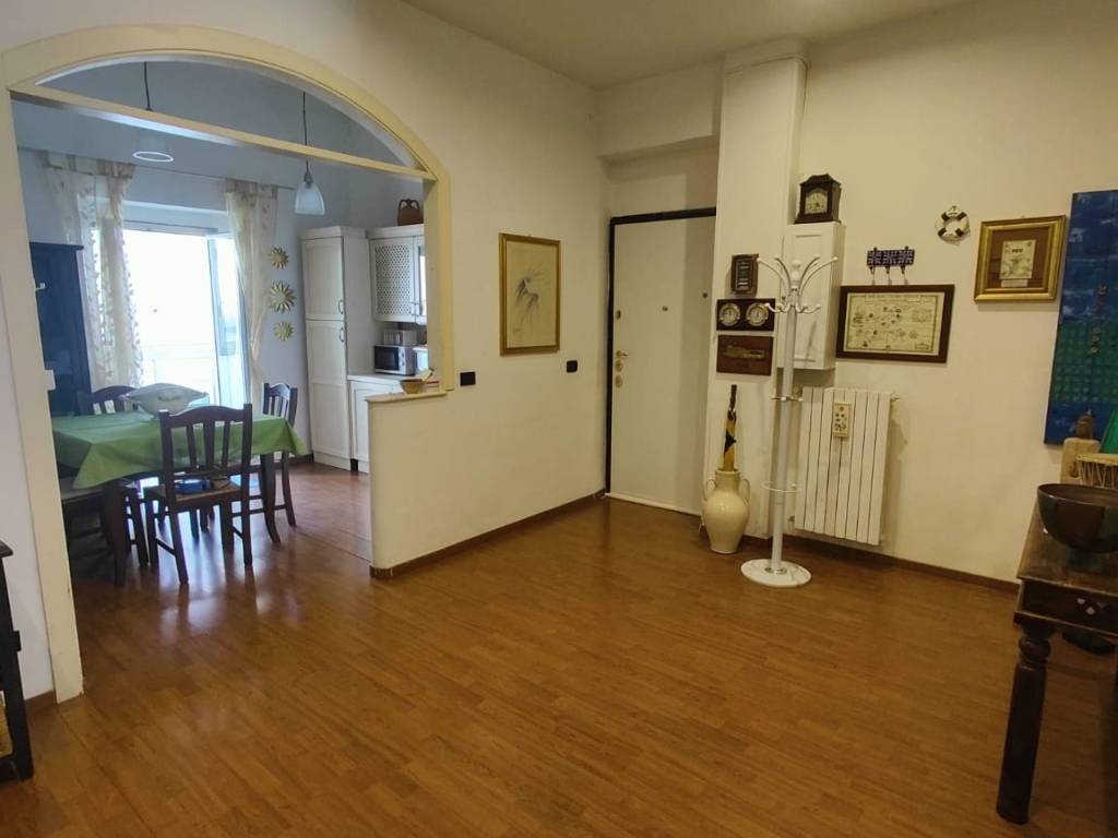Appartamento a Taranto in Via Liguria, 61 - Foto 4