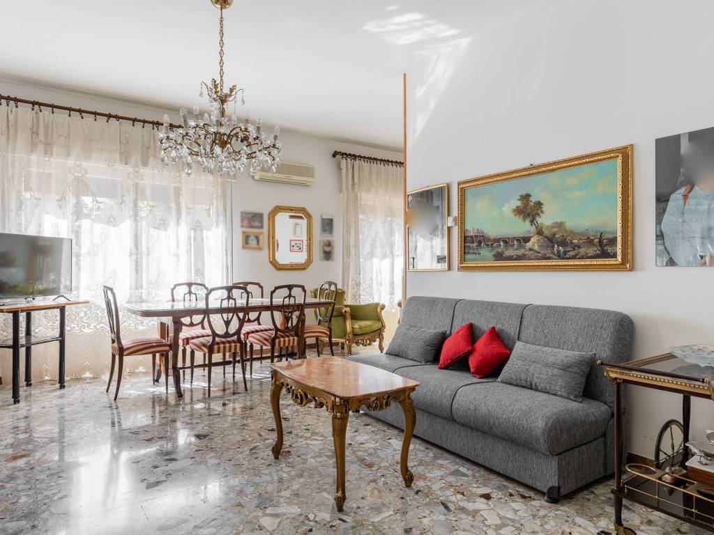Appartamento a Imola in Viale Giovanni Amendola, 73 - Foto 3