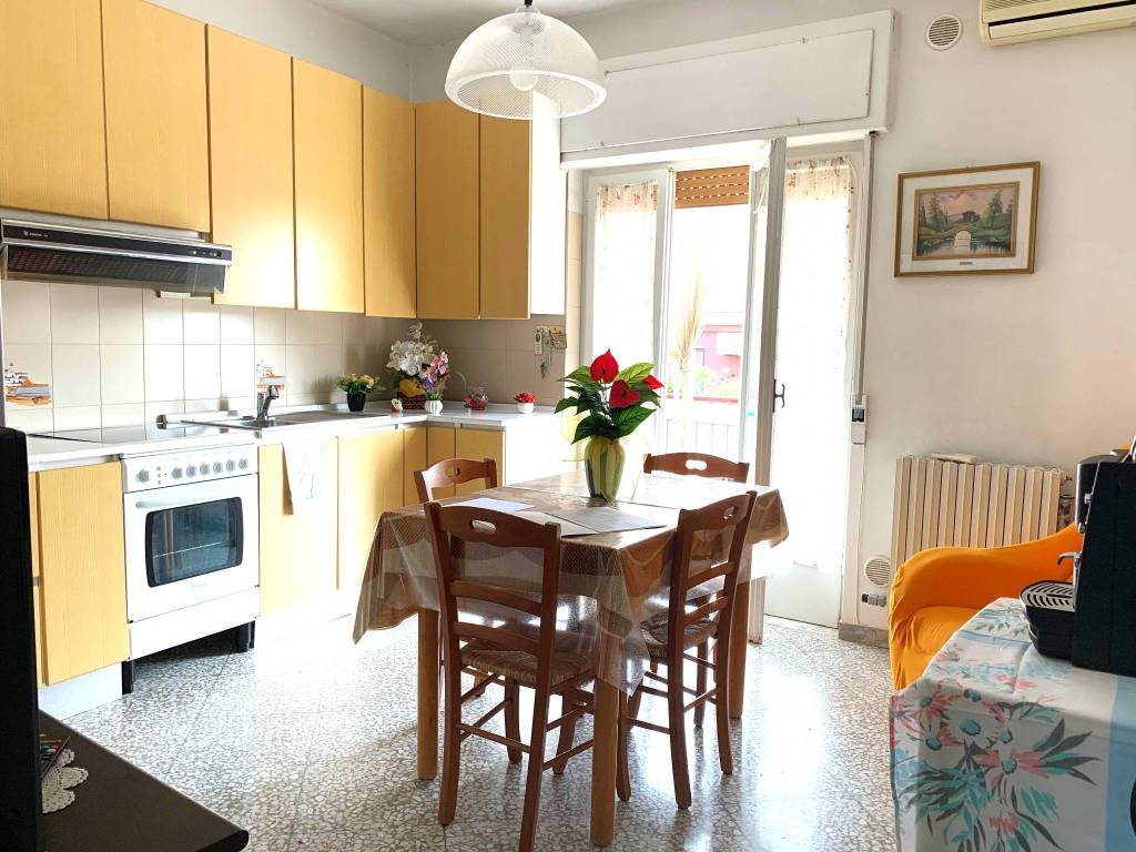 Appartamento a Monopoli in Via Fracanzano, 23 - Foto 2