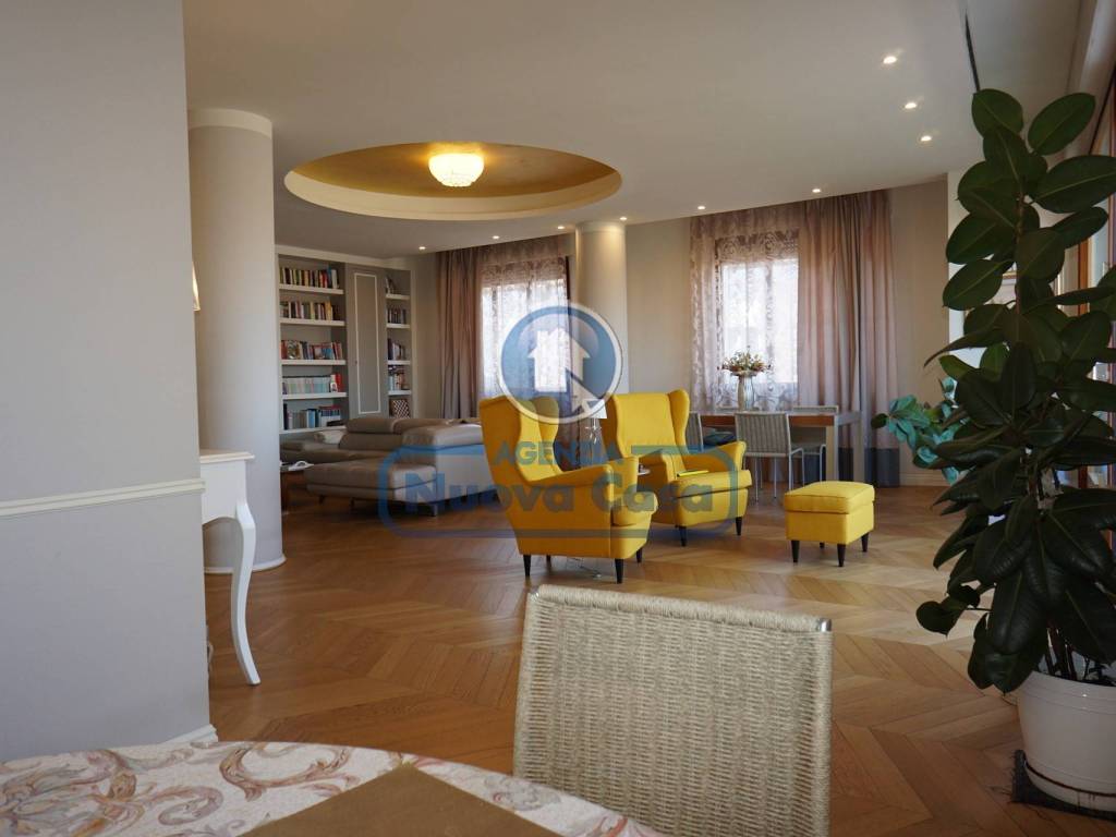 Attico / mansarda a Ravenna in Via Pietro Canneti, 4 - Foto 2