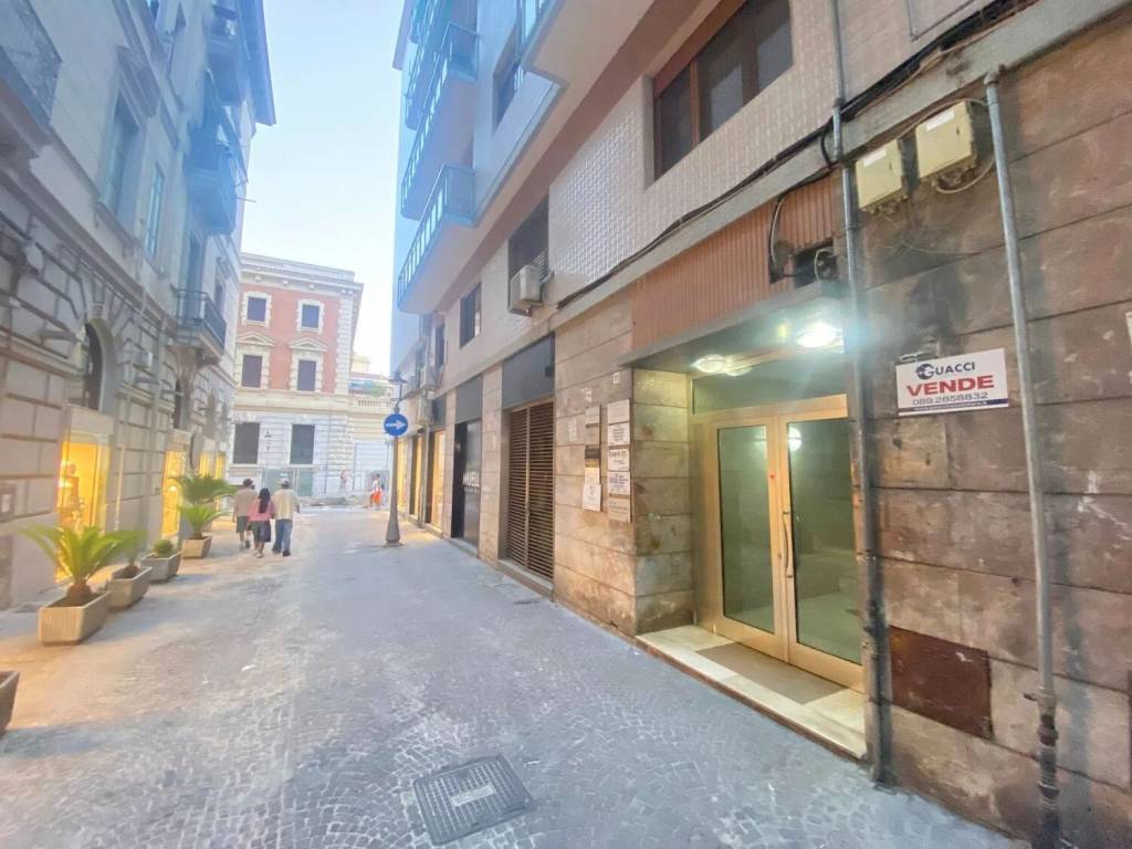 Appartamento a Salerno in Corso Vittorio Emanuele, 179 - Foto 3
