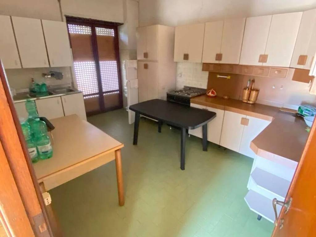 Villa a Terracina in Via Badino Vecchia - Foto 5