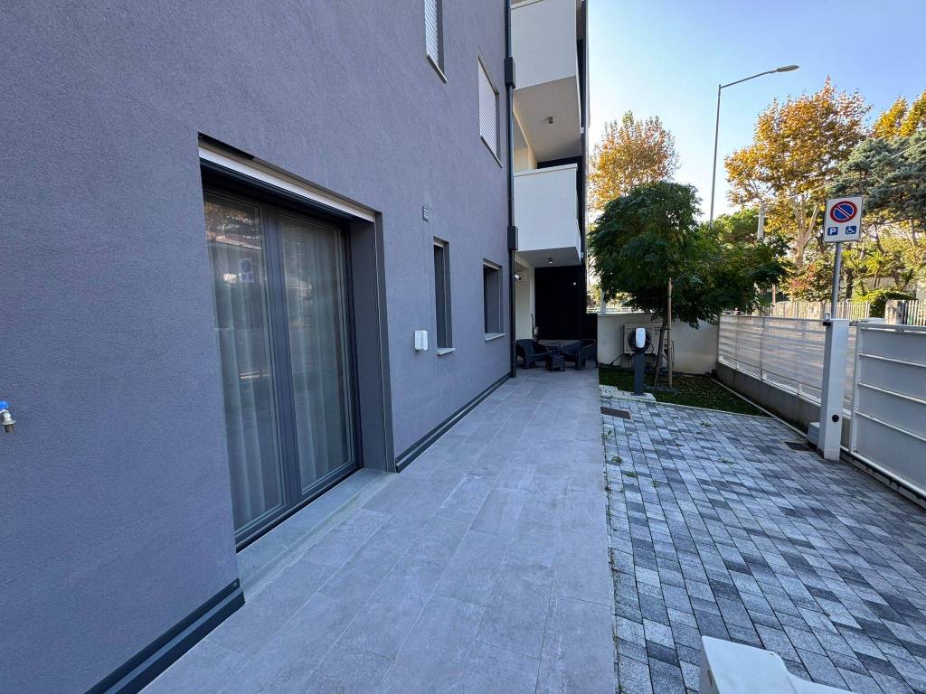 Appartamento a Riccione in Viale Bagnacavallo, 4 - Foto 3