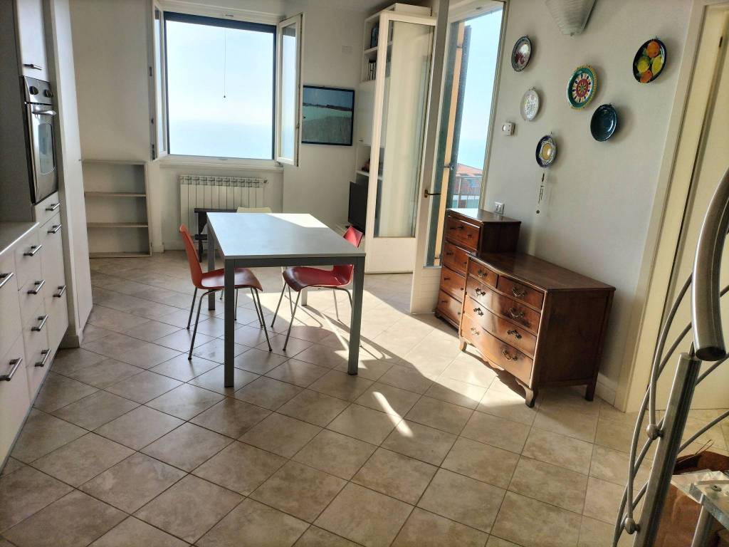 Appartamento a Costarainera in Via Piani Paorelli - Foto 2