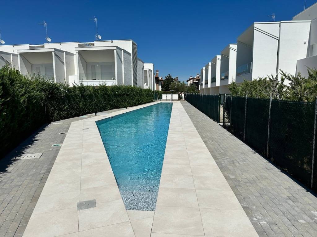 Villetta a schiera a Lignano sabbiadoro in Viale Europa, 124 - Foto 2