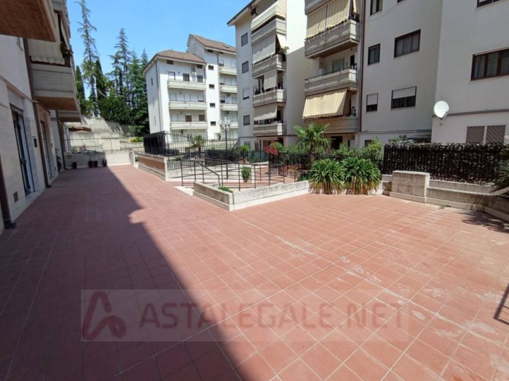 Appartamento a Canosa di puglia in Via Europa - Foto 5