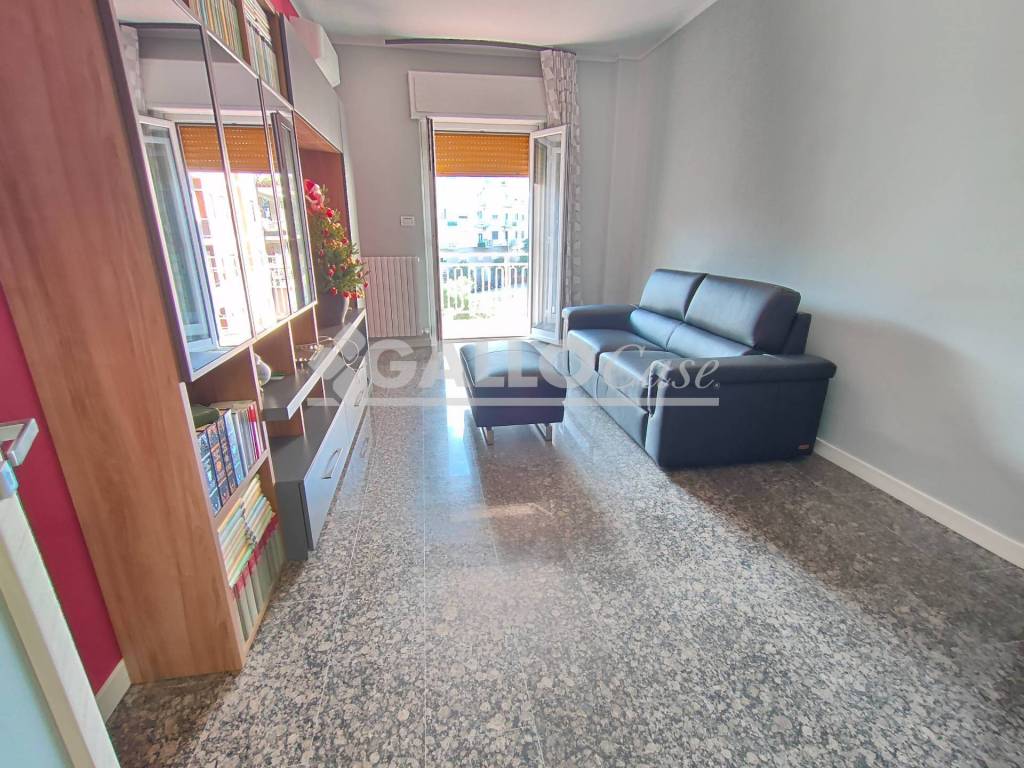Appartamento a Cosenza in Via delle Medaglie d'Oro - Foto 2