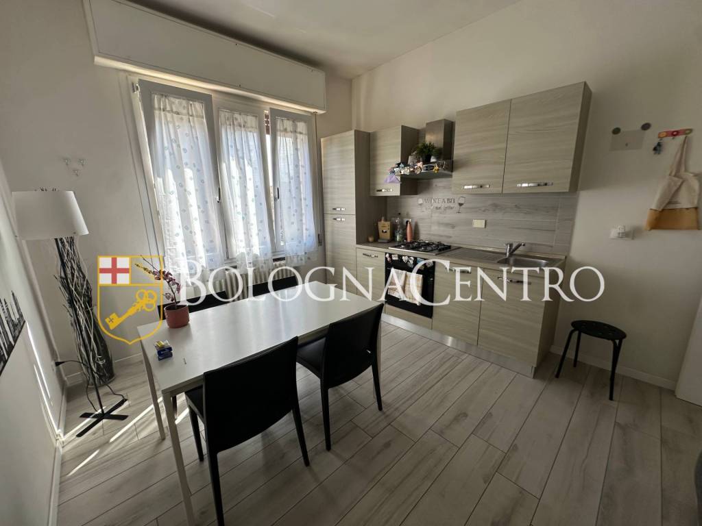 Appartamento a Bologna in Via Luigi Vestri - Foto 2