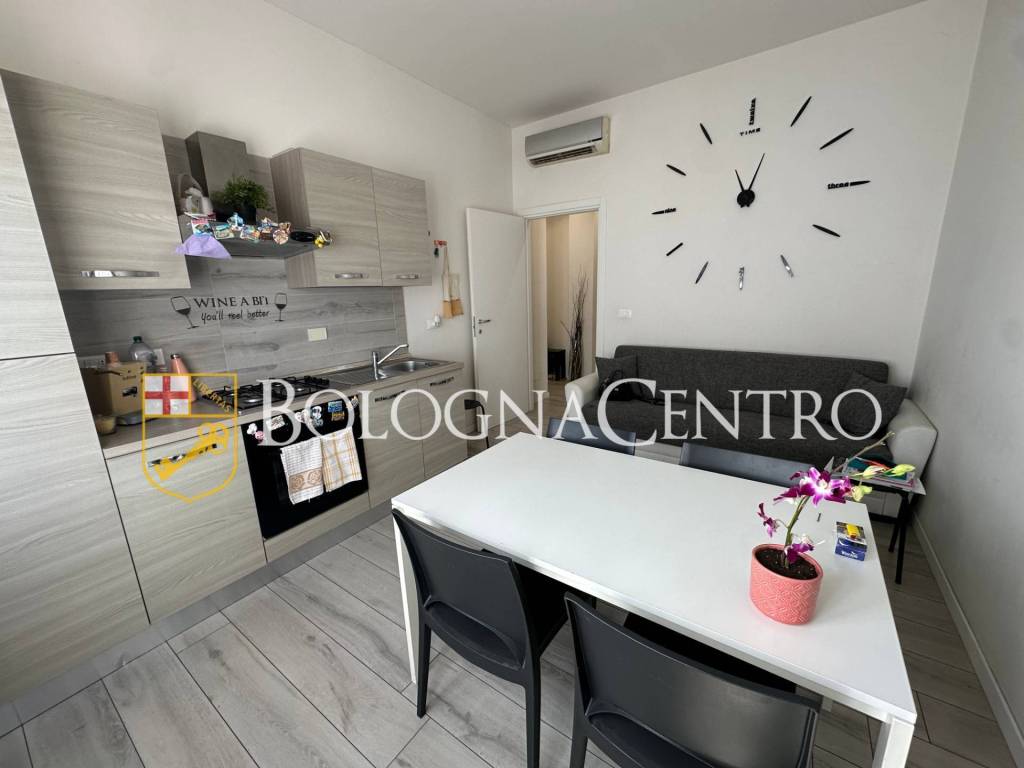 Appartamento a Bologna in Via Luigi Vestri - Foto 4