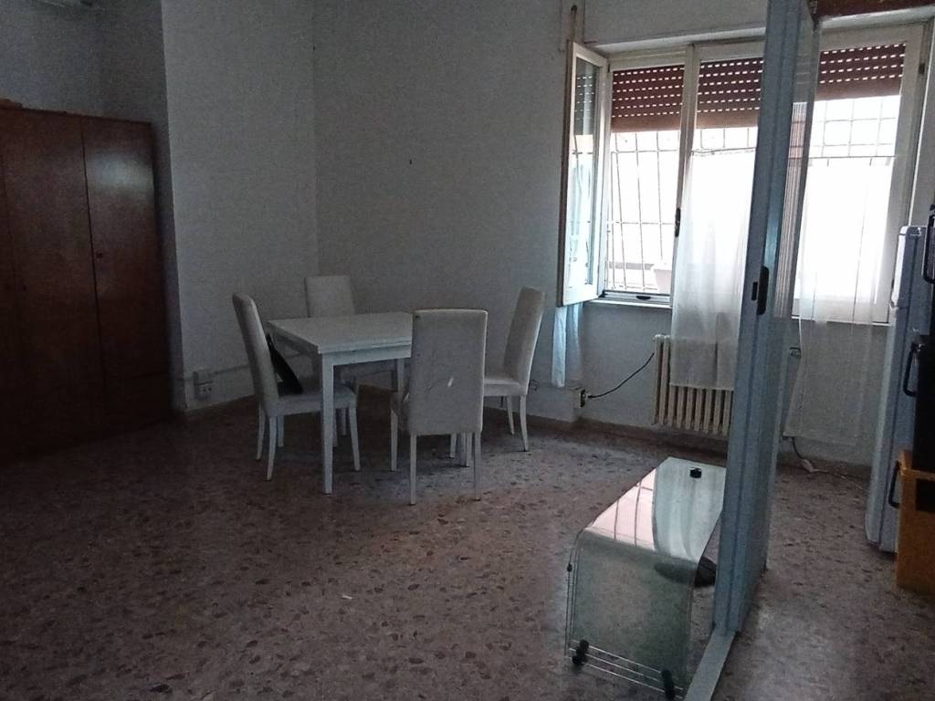 Appartamento a Frosinone in Via delle Fosse Ardeatine - Foto 3