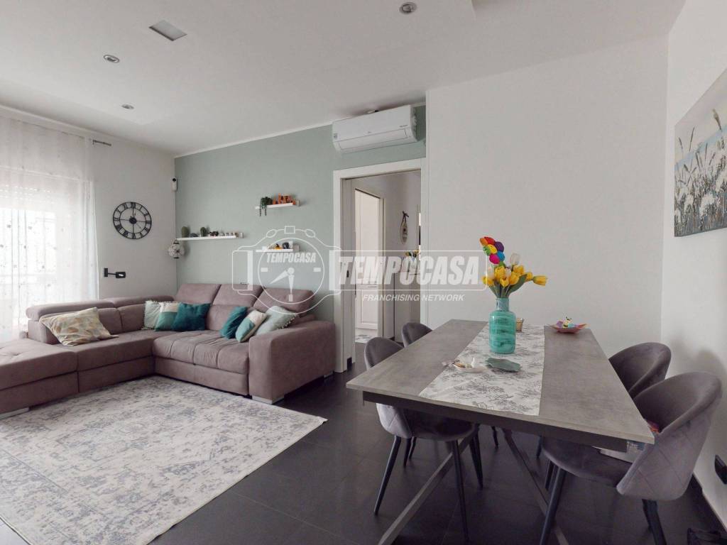 Appartamento a Casamassima in Via Michele Zella-Milillo - Foto 3