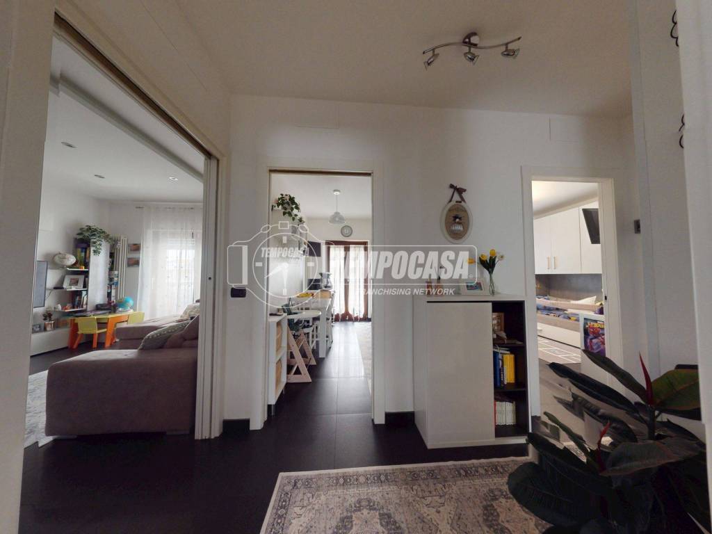 Appartamento a Casamassima in Via Michele Zella-Milillo - Foto 4