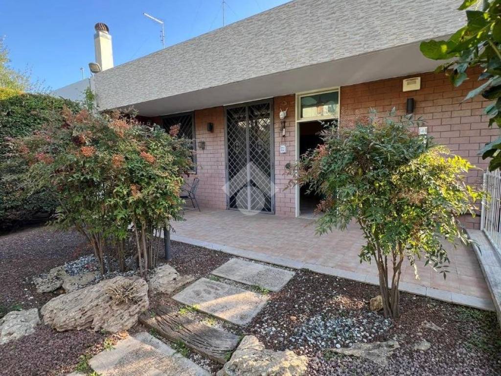 Villa a Valenzano in Via Abate Eustasio, 8 - Foto 2