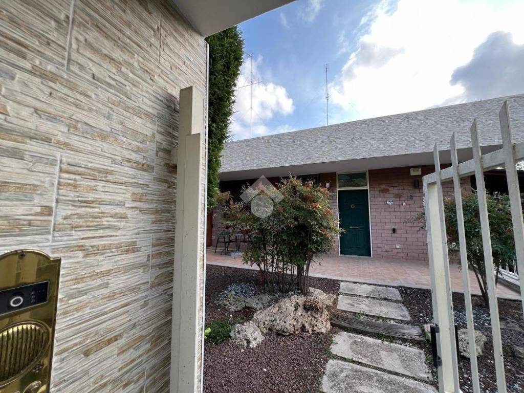 Villa a Valenzano in Via Abate Eustasio, 8 - Foto 4