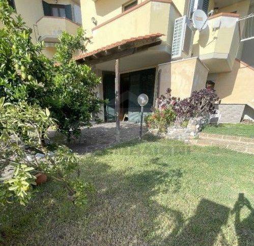 Villa a Rosignano marittimo in Via Dei Lavoratori 10 - Foto 2