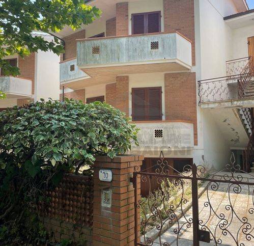 Appartamento a Rosignano marittimo in Via Dei Cipressi 68 - Foto 2