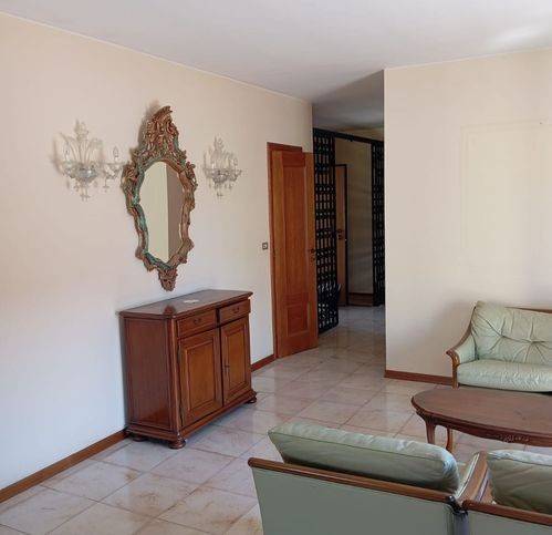Appartamento a Ventimiglia in Via Dante Alighieri - Foto 3
