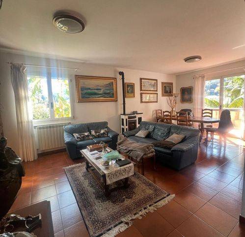 Casa indipendente a Ventimiglia in Via Luciano Veziano - Foto 3