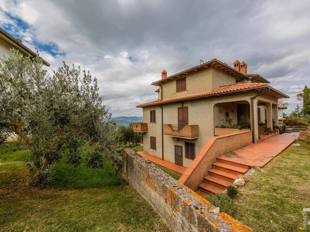Villa a Bucine in Strada Comunale di Setona - Foto 2
