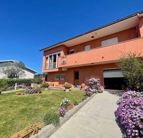 Villetta a schiera a Campiglia marittima in Via Volontà Popolare 1 - Foto 5