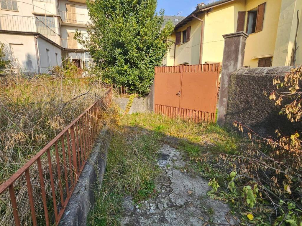Rustico / casale a Omegna in Via Francesco Petrarca - Foto 2