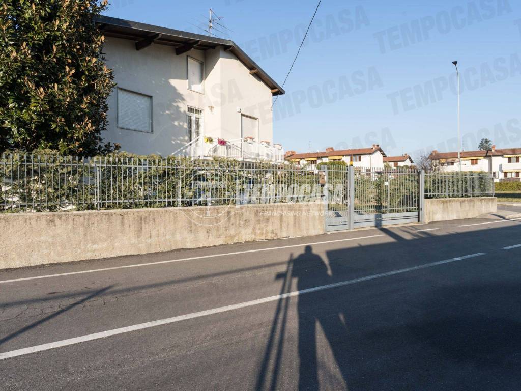 Villa a Arosio in Via Lambro 1 - Foto 3