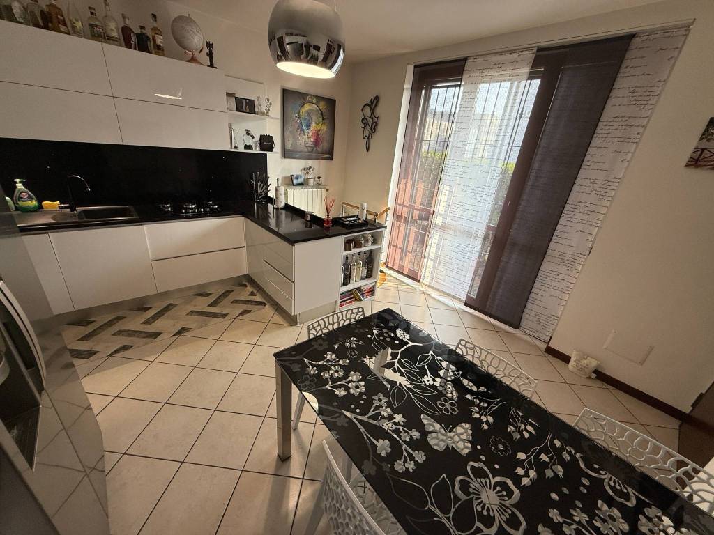 Appartamento a Cabiate in Via Bruno Buozzi - Foto 3
