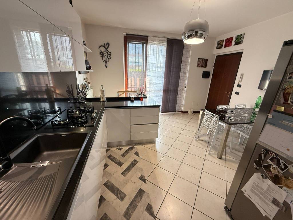 Appartamento a Cabiate in Via Bruno Buozzi - Foto 4