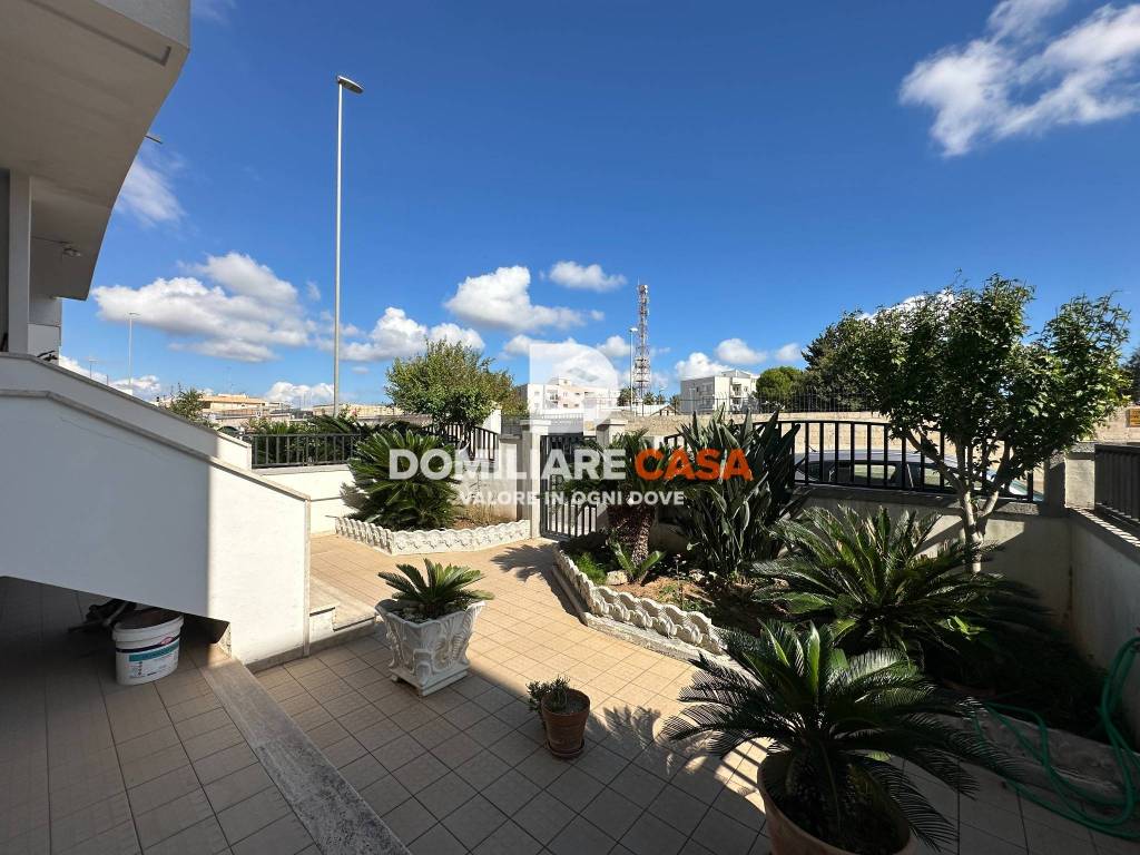 Villa a Lecce in Viale Giuseppe Grassi, 24 - Foto 5