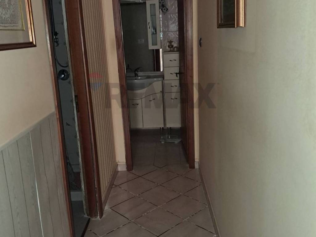 Casa indipendente a Belpasso in via italo svevo - Foto 3
