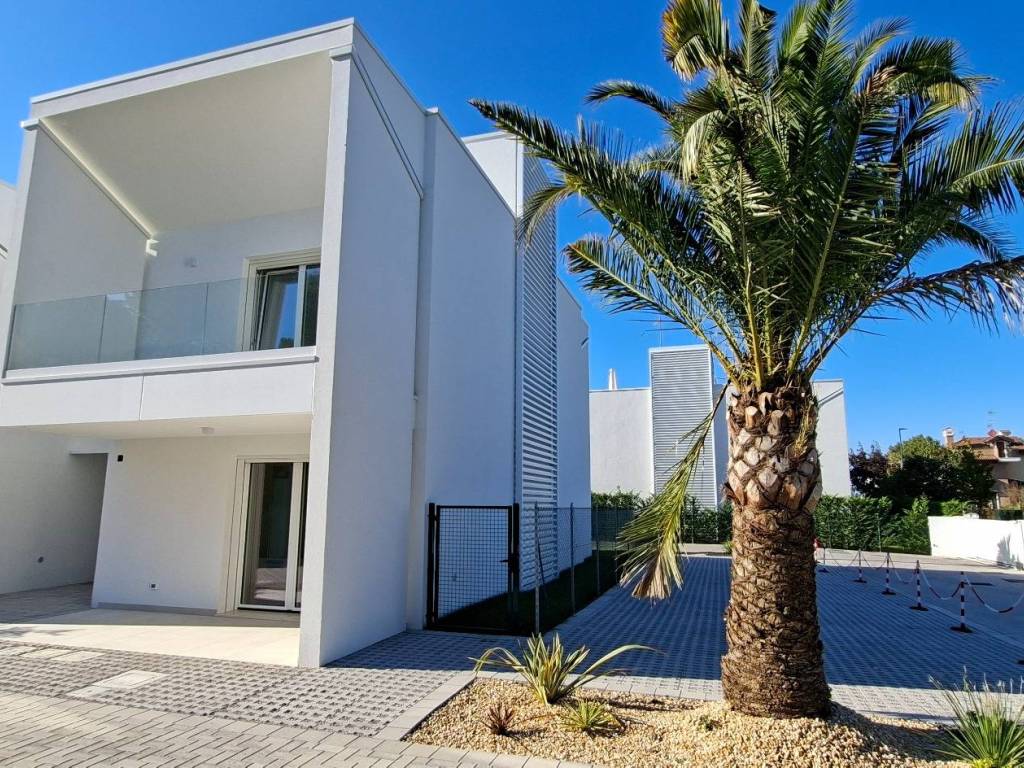 Villetta a schiera a Lignano sabbiadoro in Viale Europa, 124 - Foto 2