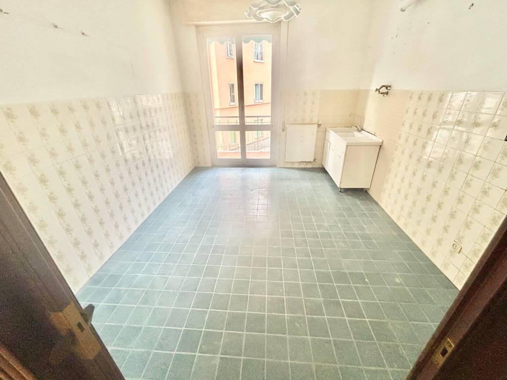 Appartamento a Quiliano in Via Giobatta Brandini - Foto 3
