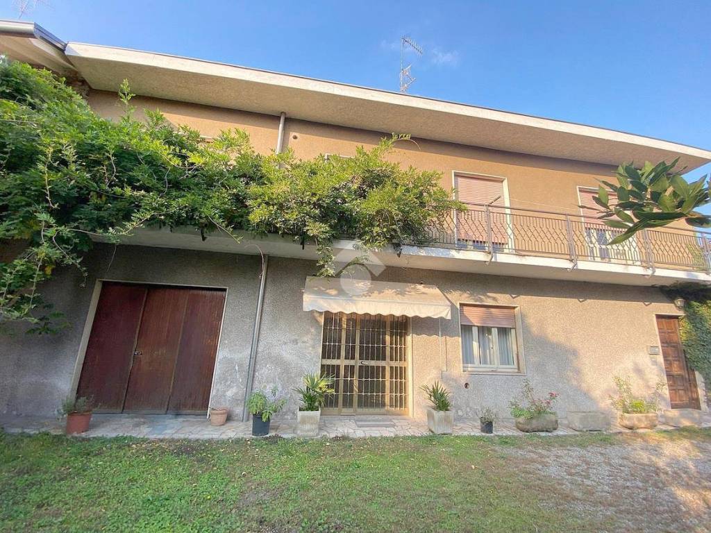 Casa indipendente a Samarate in Via Roma, 85 - Foto 3