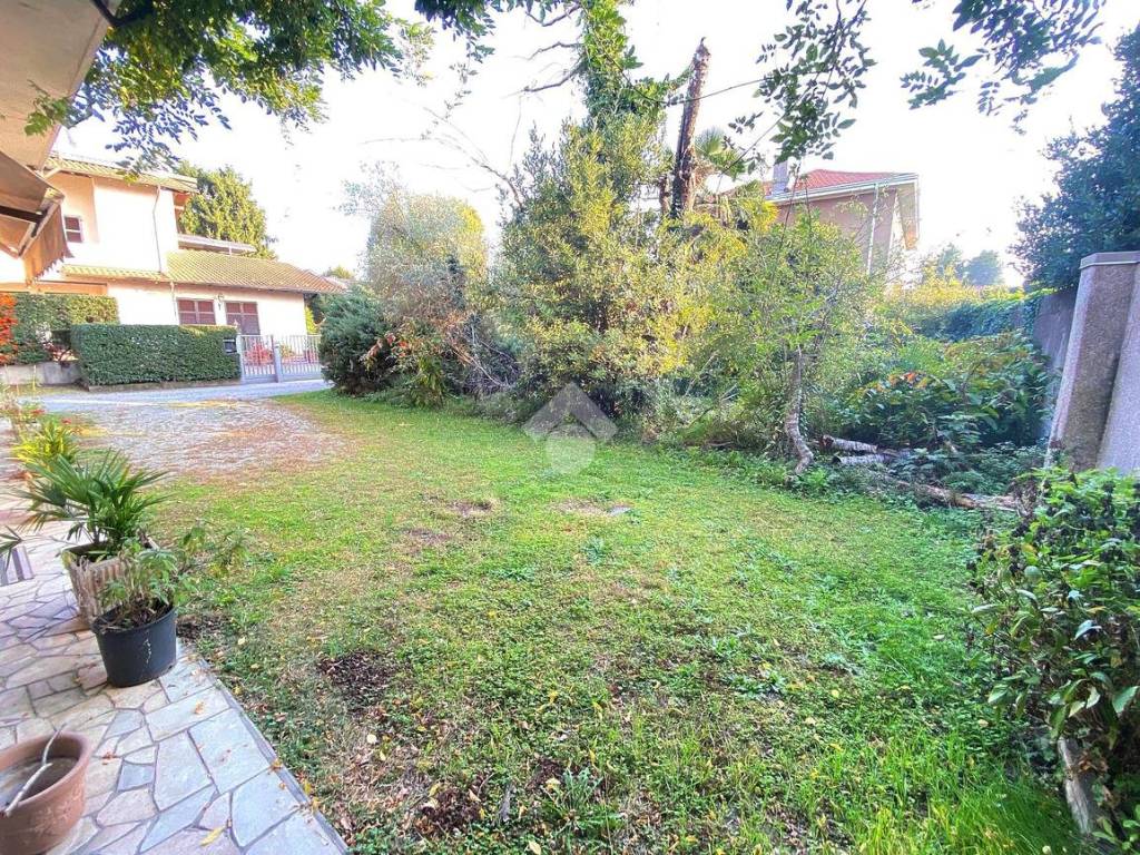 Casa indipendente a Samarate in Via Roma, 85 - Foto 5