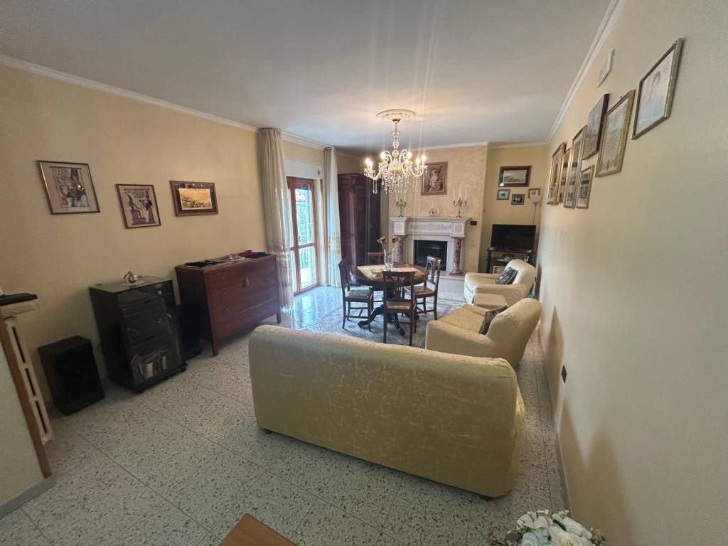 Villa a Mercato san severino in Via Faraldo - Foto 2