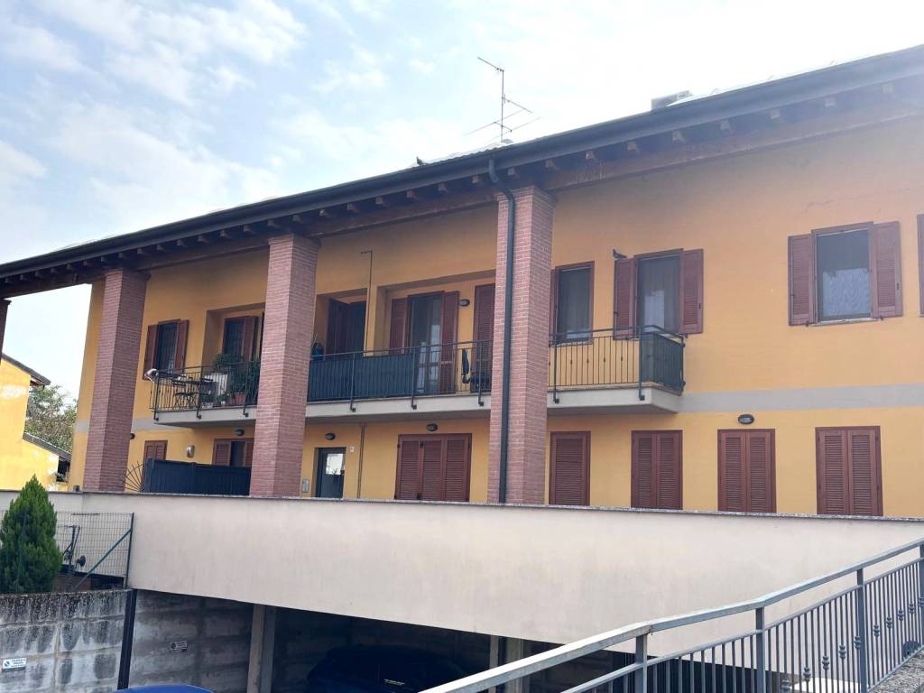 Appartamento a Tavazzano con villavesco in Piazza Risorgimento, 8 - Foto 2