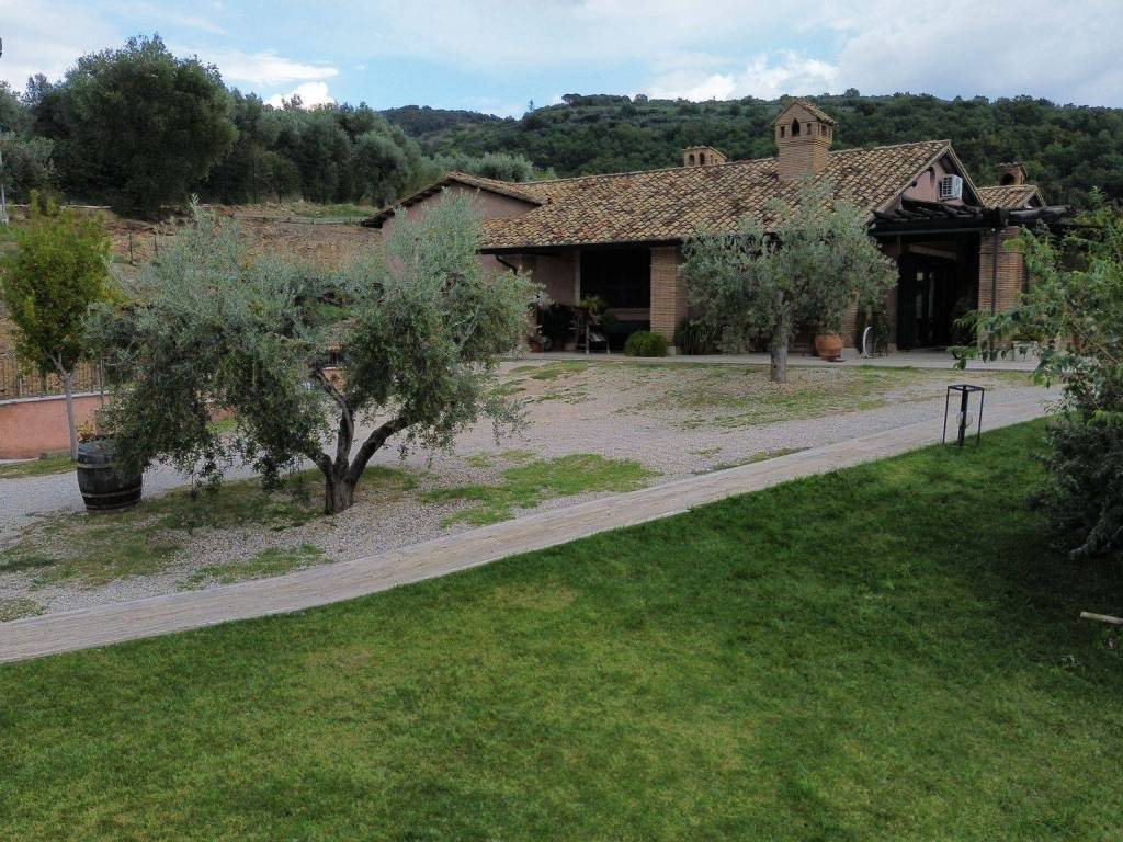 Rustico / casale a Nerola in Via Montorio Romano - Foto 4