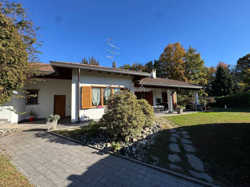 Villa a Carimate in Strada Privata delle Acacie, 16 - Foto 3