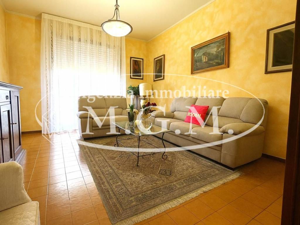 Appartamento a Pontedera in Via Giuseppe di Vittorio, - Foto 2