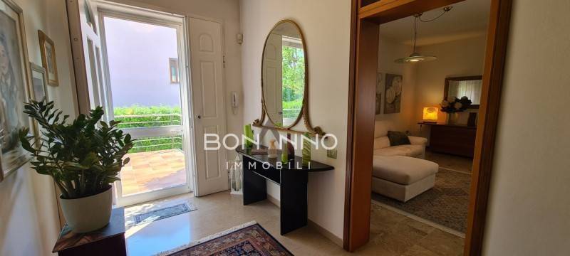 Villa a Castelfranco veneto in Via Friuli, 19 - Foto 2