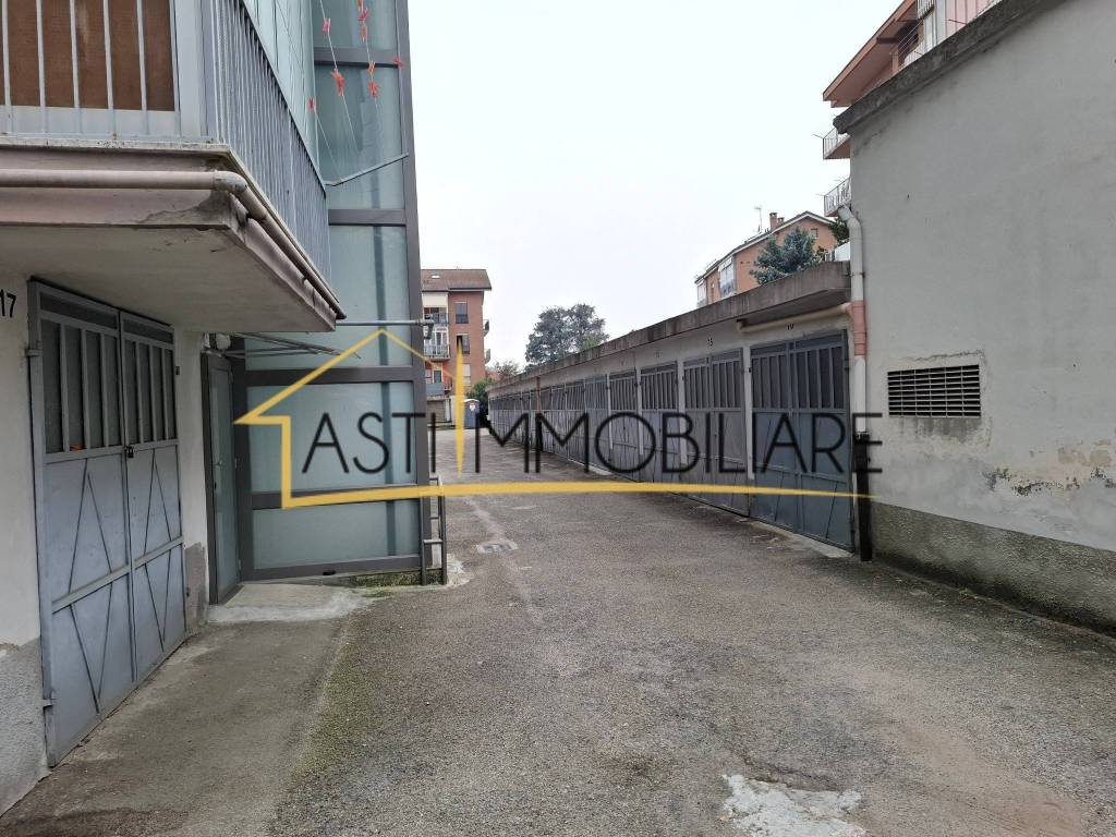 Box / garage a Asti in Via San Marco, 39 - Foto 5