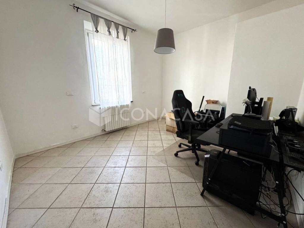 Villa a Pontedera in Via Enrico De Nicola - Foto 5