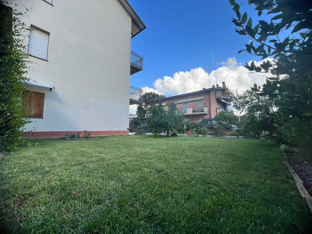 Villa a Perugia in Via Giovanni Papini - Foto 3