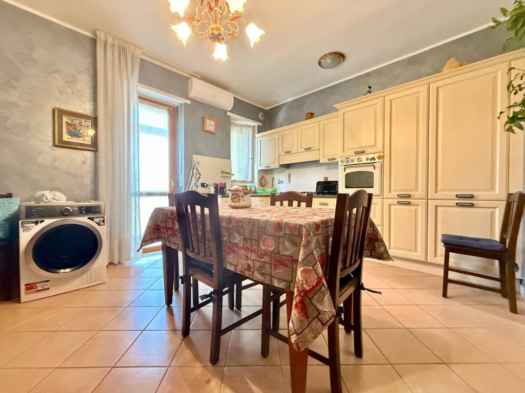 Appartamento a Orbassano in Via Frejus - Foto 4