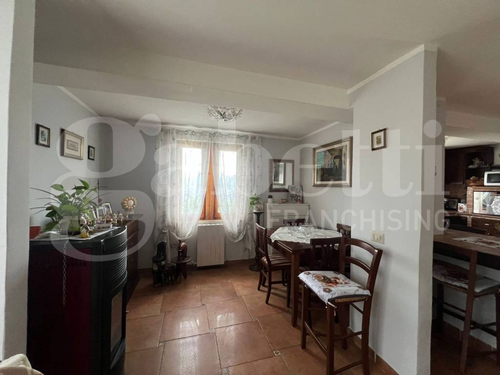 Casa indipendente a Greccio in via spinaccetto, 181 - Foto 4