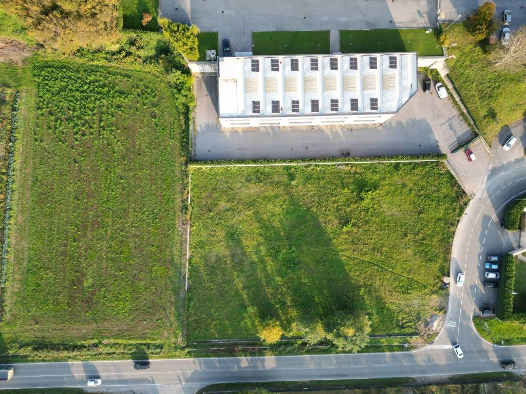 Terreno a Carugo in Località Valsorda - Foto 5