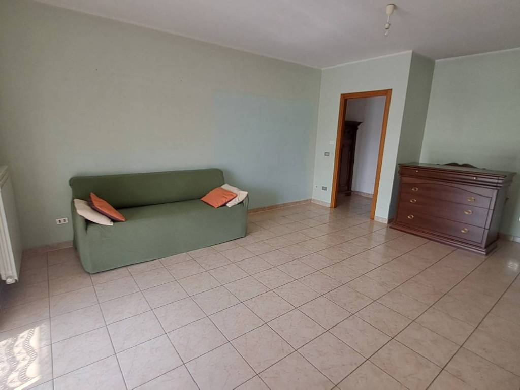 Appartamento a Borgaro torinese in Via Domenico Bertino, 78 - Foto 5