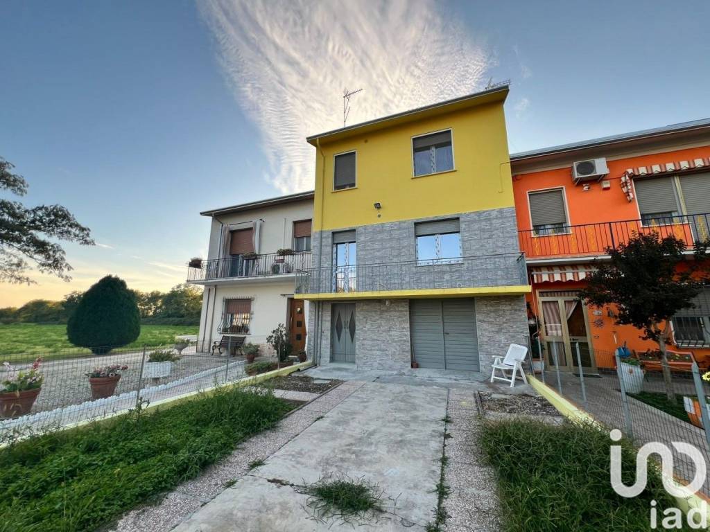 Villa a Borgo mantovano in Via Roma - Foto 2