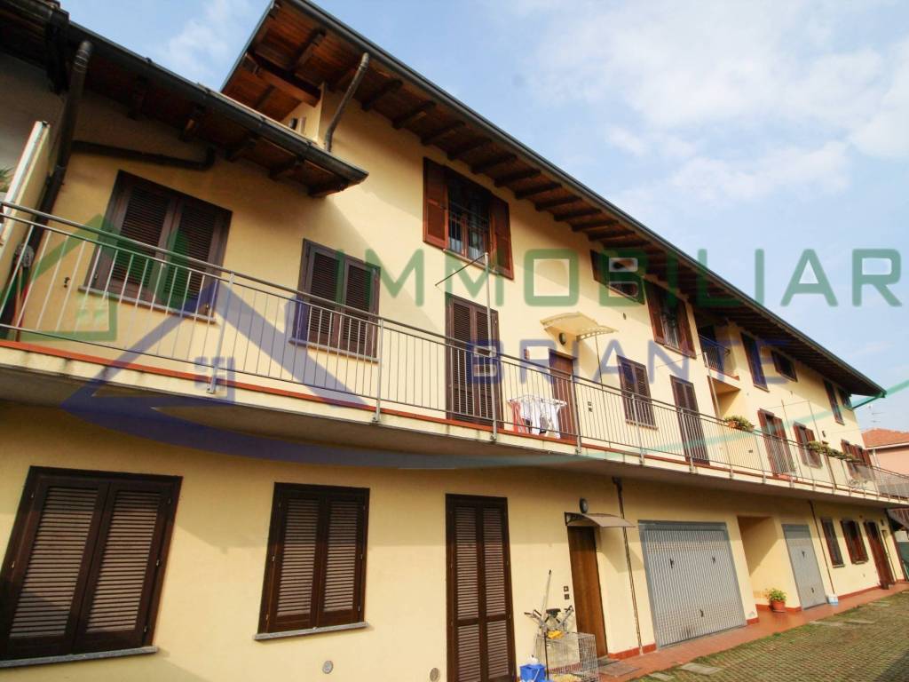 Appartamento a Casorate sempione in Via San Giorgio, 14 - Foto 2