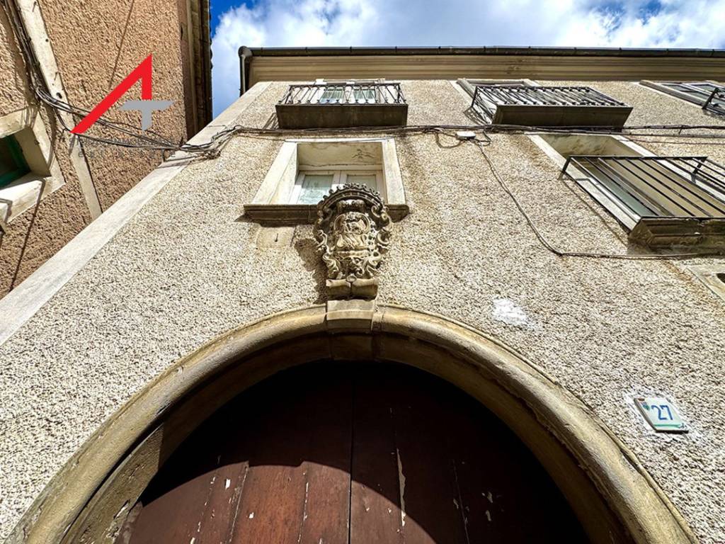 Casa indipendente a Calvello in Via Tenente Schiavoni - Foto 4